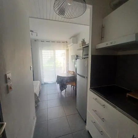 Avec Jardinet Et Balcon Idealement Situe *