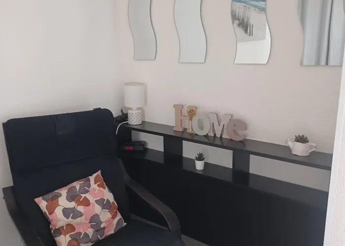 Avec Jardinet Et Balcon Idealement Situe